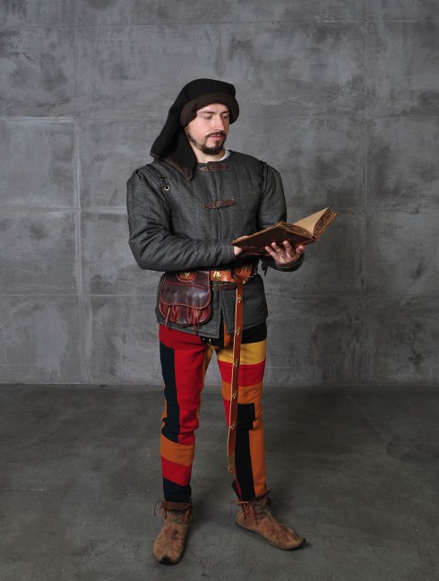 Medieval epoch doublet in Renaissance style Fertige Polsterrüstungen