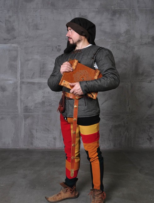 Medieval epoch doublet in Renaissance style Fertige Polsterrüstungen