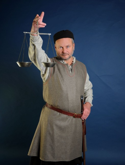 Woolen uncolored  medieval tunic of IX-XII centuries   Pronte per essere spedite