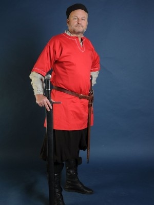 Medieval European shirt, red Pronte per essere spedite