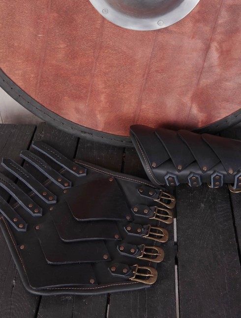 Leather bracers in Dragon style Arms