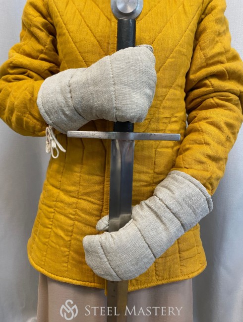 Padded mittens for medieval fencing Guantes y mitones acolchados