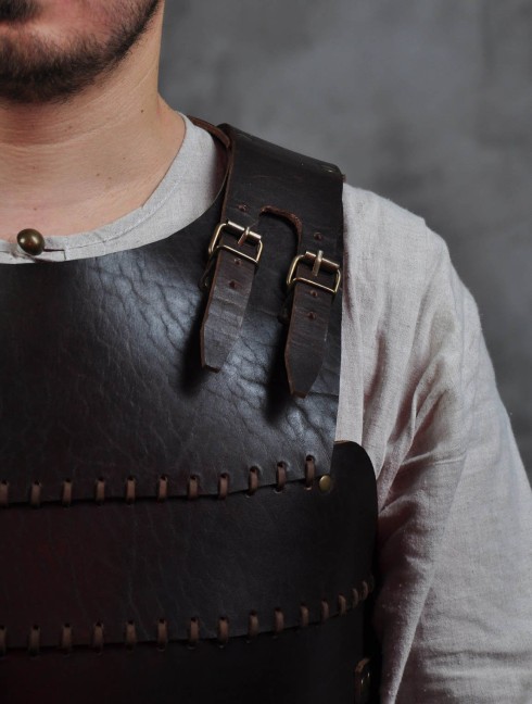 Leather armor costume in style of Bëor the Old Body