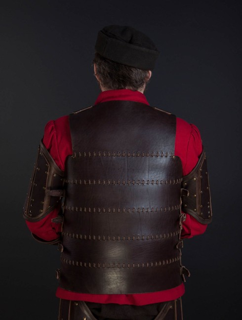 Leather armor costume in style of Bëor the Old Plattenrüstungen