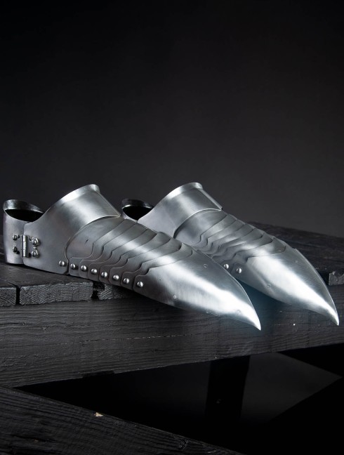 German gothic sabatons, late XV century (1470-90 years)  Metal leg protection