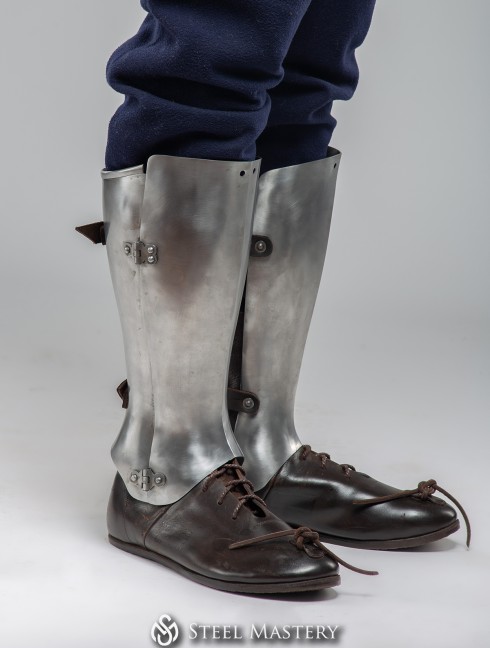 Three quarters greaves, XV century Corazza