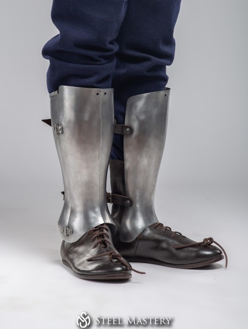 Three quarters greaves, XV century Plattenrüstungen