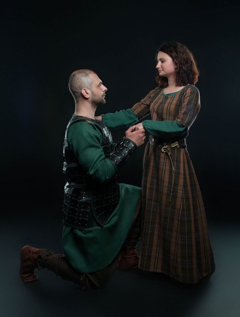 Middle ages women's clothing Vestimenta medieval
