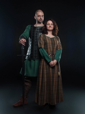 Middle ages women's clothing Vestimenta medieval