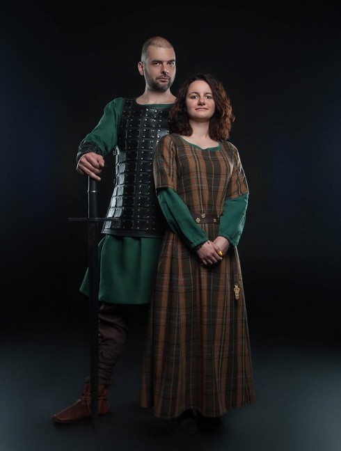 Middle ages women's clothing Vestimenta medieval