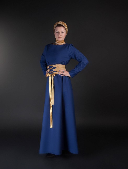 Medieval style dress with wide belt Women's dresses