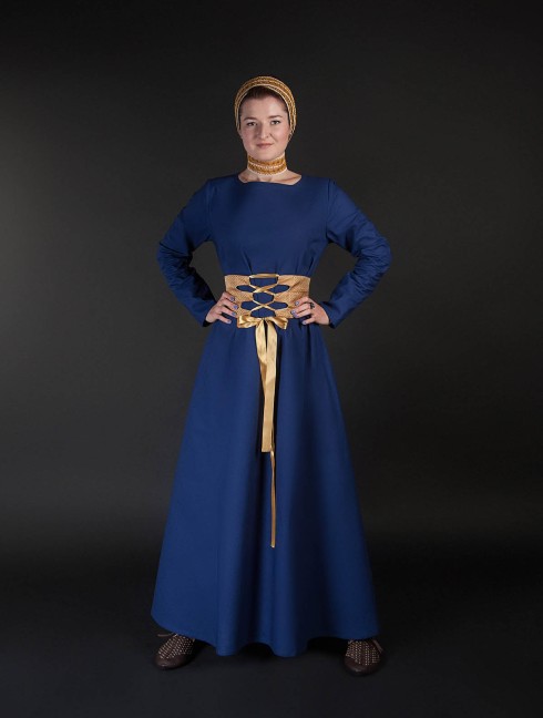 Medieval style dress with wide belt Women's dresses
