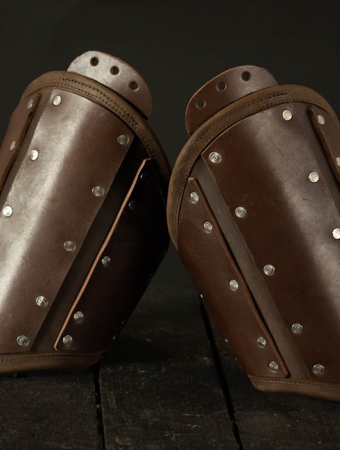 Leather brigandine protection of upper part of arm Plattenrüstungen