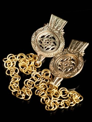 Medieval belt endings, XIV-XV centuries Gegossene Gürtelsets