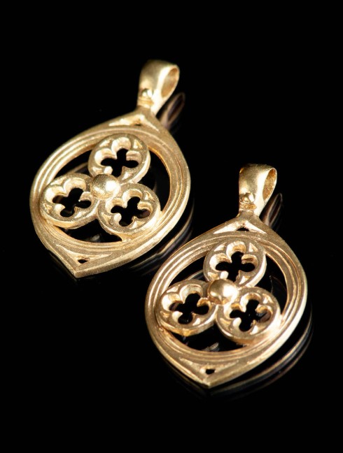 Medieval bronze girdle pendant in Gothic style, XIV-XV centuries Cast belt sets