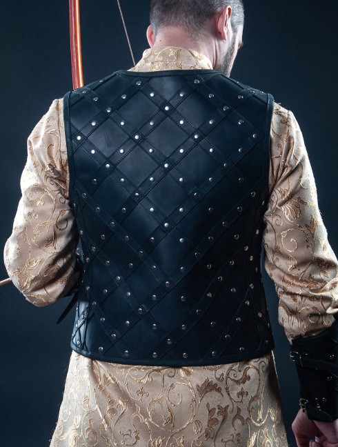Leather vest with diamond pattern Armadura fantasía