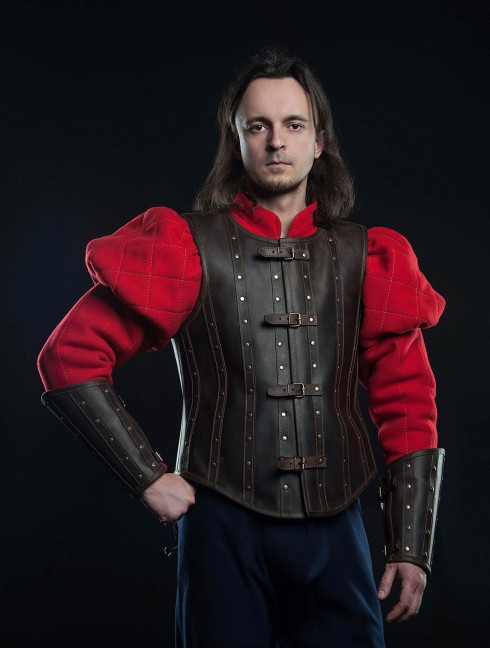 Leather bracers in Renaissance style Corazza
