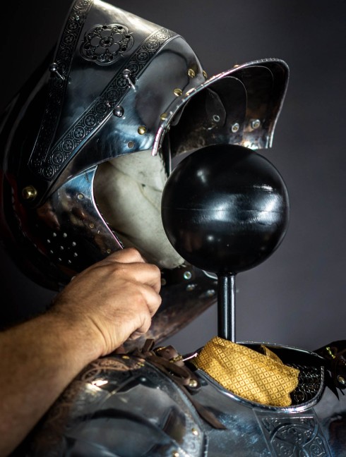 Manual  Plate armor