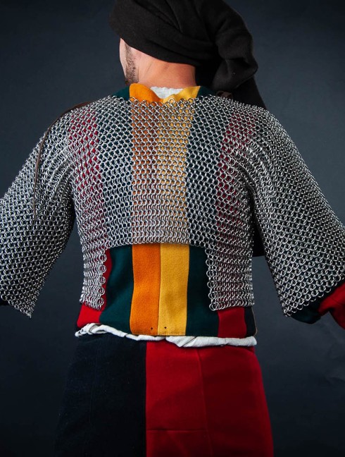 Chainmail camisole for arm doublet for covering armpits Cottes de mailles et hauberts