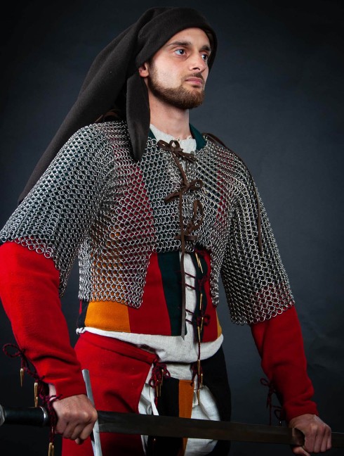 Chainmail camisole for arm doublet for covering armpits Cottes de mailles et hauberts