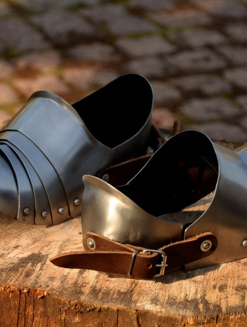 Plate sabatons for modern sword fencing Plattenrüstungen