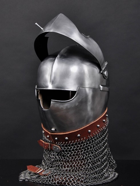 ARMET WITH RONDEL, ITALY, MIDDLE XV CENTURY Plattenrüstungen
