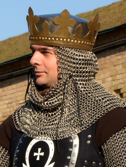 THE CROWN OF FOLTEST, KING OF TEMERIA Armatura fantastica
