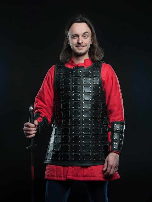 Warrior leather armor Armadura fantasía