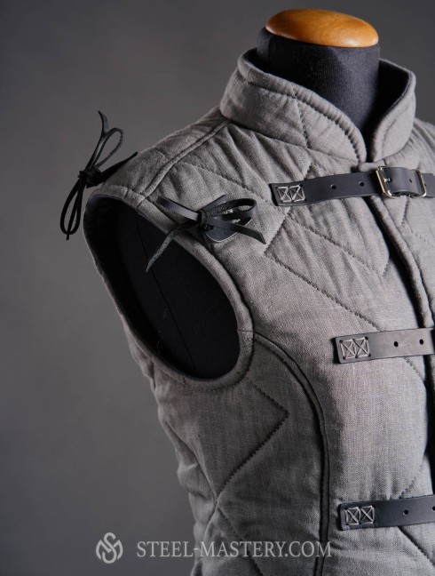 FEMALE SLEEVELESS GAMBESON Gambison