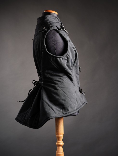 FEMALE SLEEVELESS GAMBESON Gambison