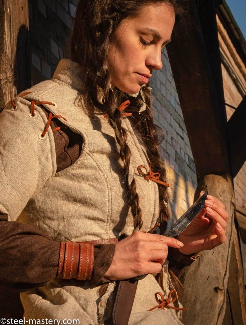 FEMALE SLEEVELESS GAMBESON Gambeson