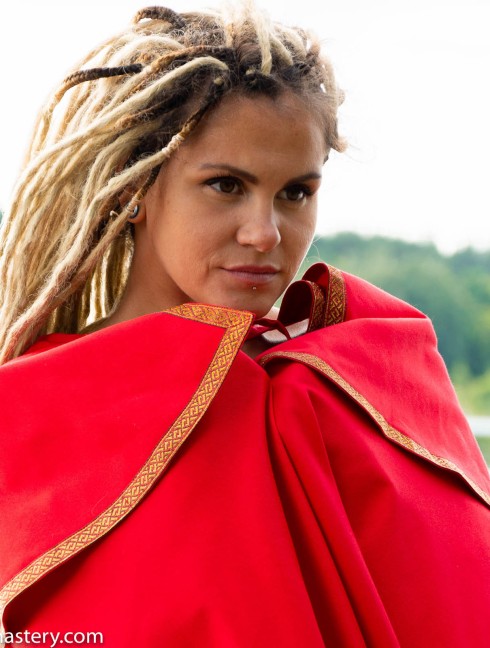 “VIKING STYLE” CLOAK WITH PELERINE Manteaux et capes