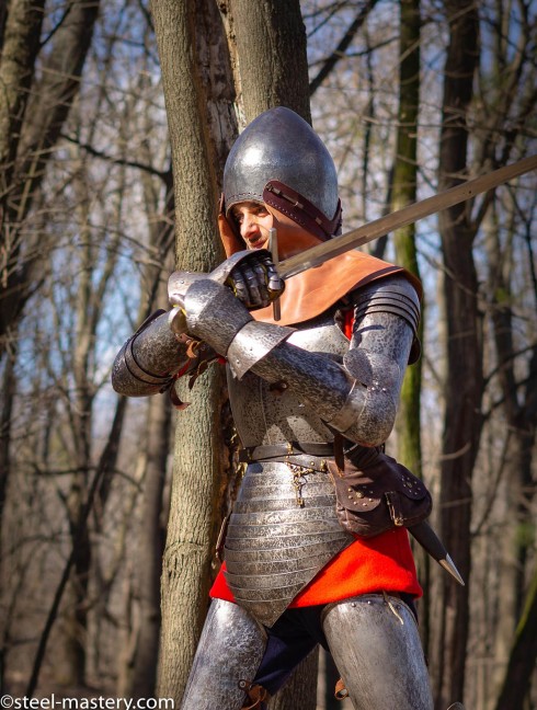 KNIGHT BASCINET HELMET OF XIV CENTURY Elmetti