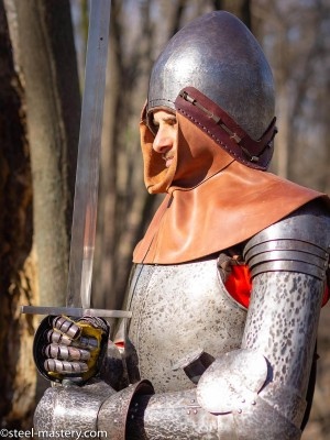KNIGHT BASCINET HELMET OF XIV CENTURY Elmetti