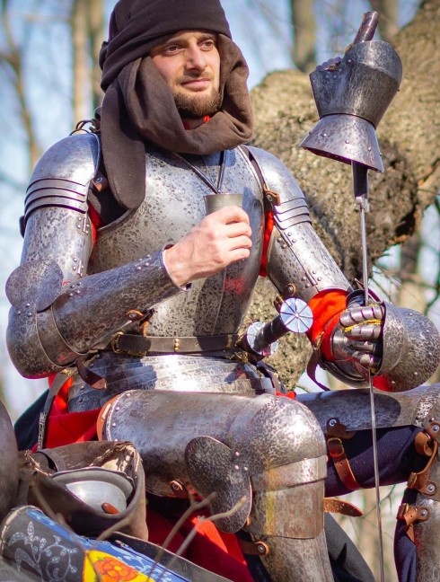 KNIGHT PLATE ARMS AND SHOULDERS OF XIV CENTURY Spallacci