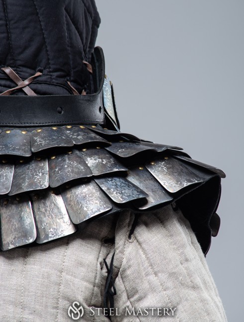 BATTLE-READY SCALE AVENTAIL Cascos