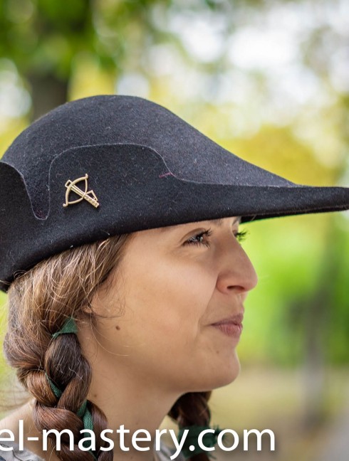 Tyrolean hat with a curly edge Kopfbedeckungen