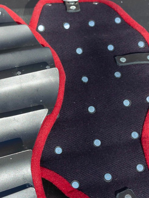 BRIGANDINE PROTECTION OF UPPER PART OF ARM WITH RED FACING 
