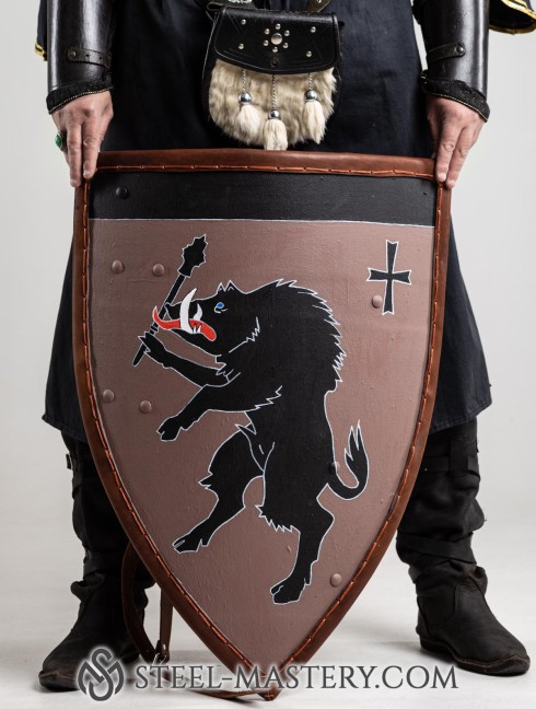 Medieval shield with leather edge Scudi