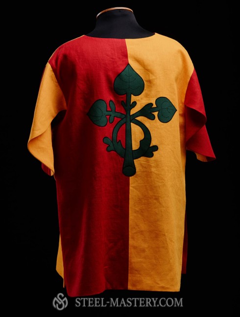 Half-colored tabard with green leaves Vêtements médiévaux