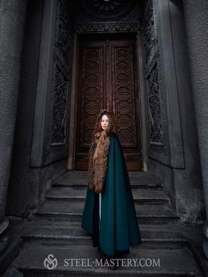 Medieval  Umhänge und Capes