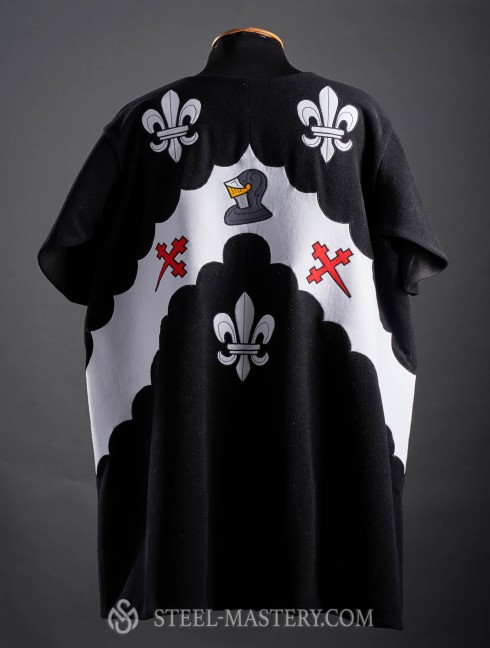 Black tabard with  Waffenröcke