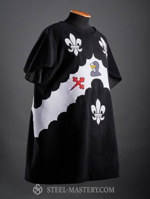 Black tabard with  Waffenröcke