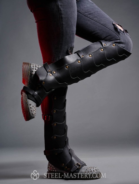Leather greaves in Dragon style Alte Kategorien