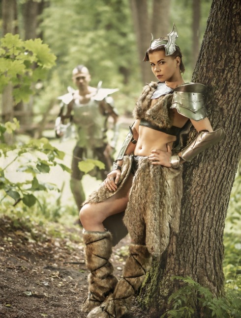 Warrior lady princess of battle fantasy set Plate armor