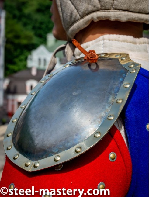 BRIGANDINE ARMOR SET, XIII CENTURY Vecchie categorie