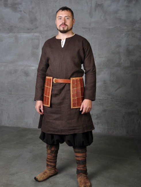 Leather tassets and belt Versandfertig