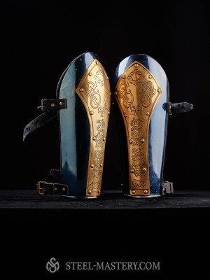 Forearm bracers with etching 