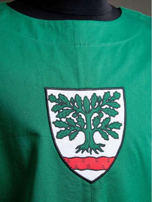 Sleevles green tabard with oak tree  Alte Kategorien