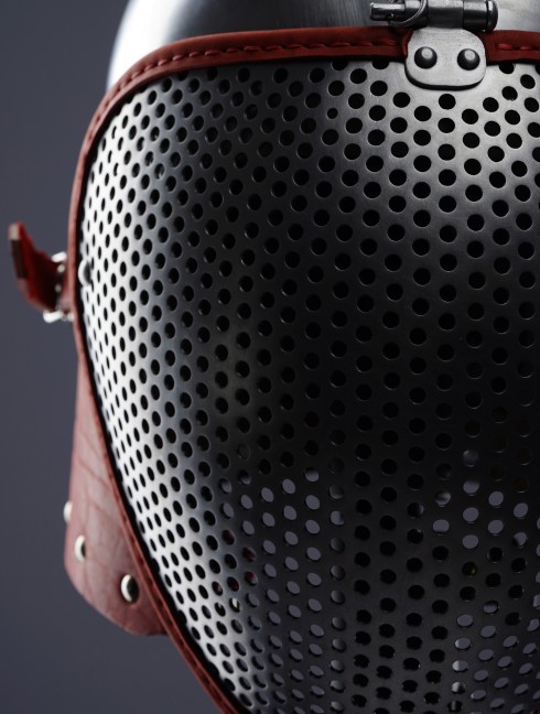 Fencing bascinet with a meshed visor for SCA/HEMA  Armure de plaques